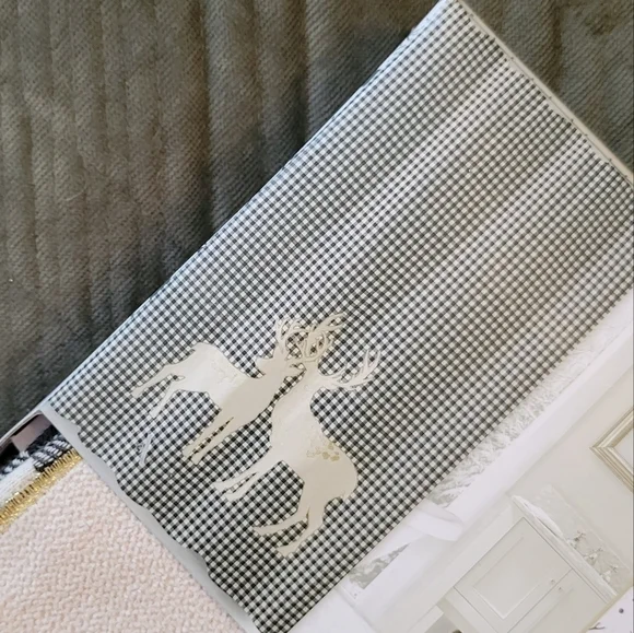 NWT Holiday Shower Curtain - Picture 2 of 5